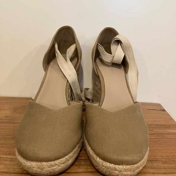 Reformation Camille Linen Lace-Up Wedge Espadrilles Khaki Size 8.5 - Picture 3 of 7